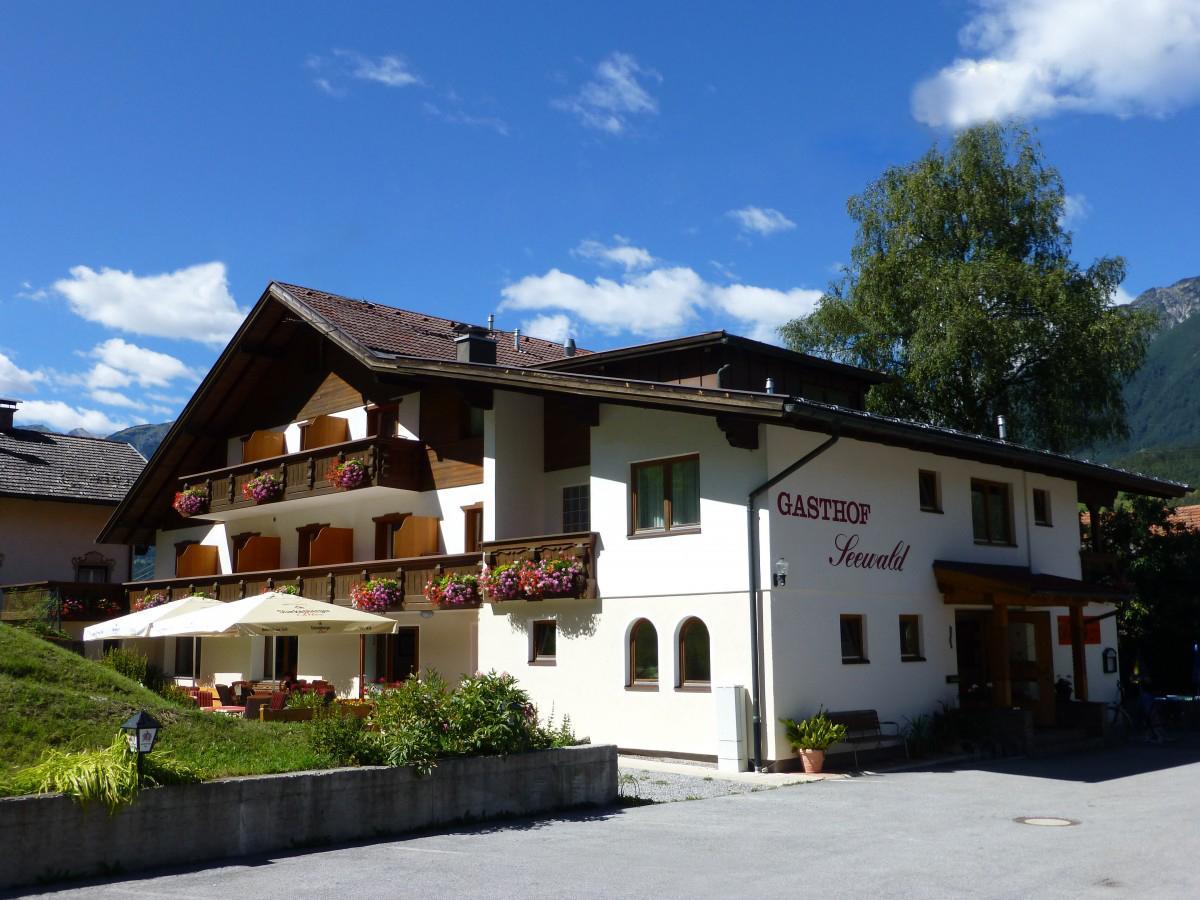Gasthof Seewald Tarrenz Exterior photo